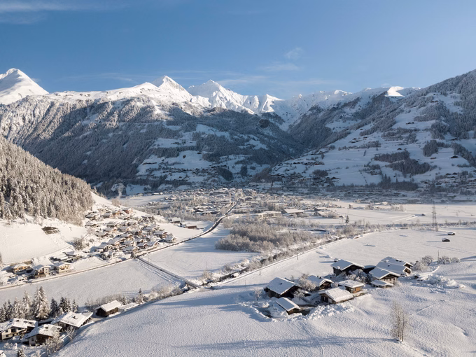 Blick auf winterliches Matrei
