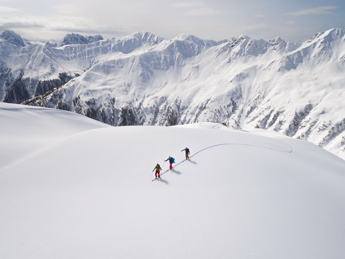 Skitourengeher im Villgratental