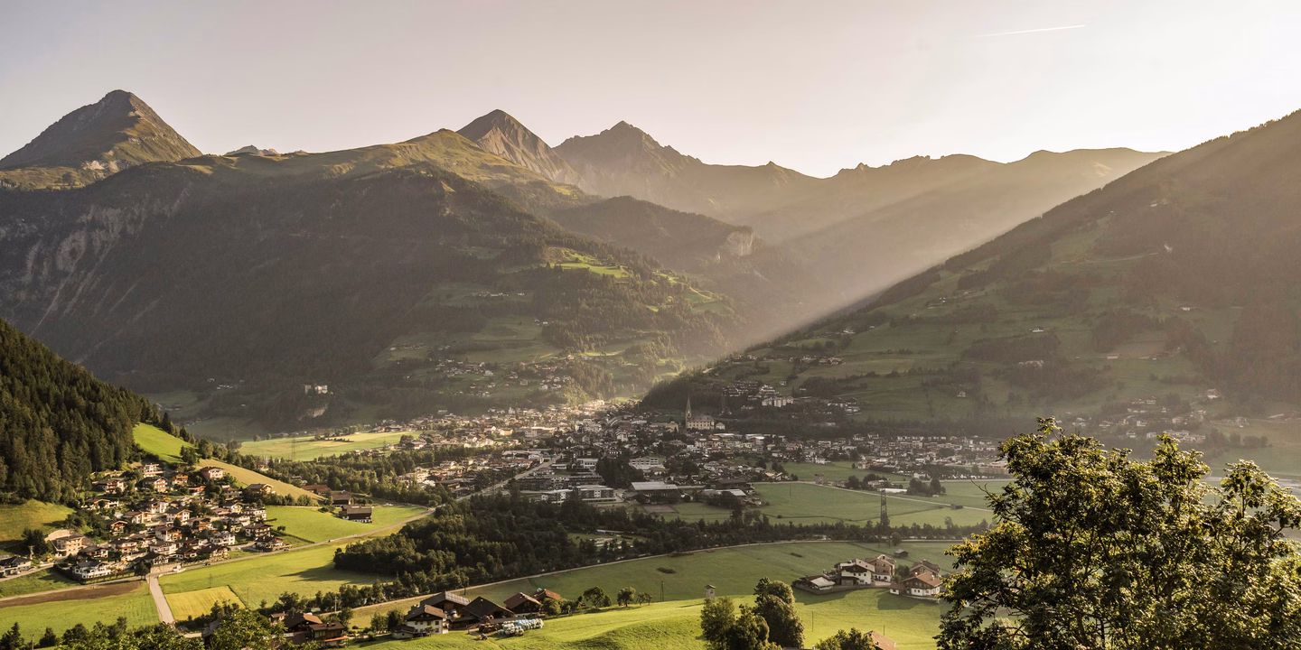Blick auf die Marktgemeinde Matrei in Osttirol